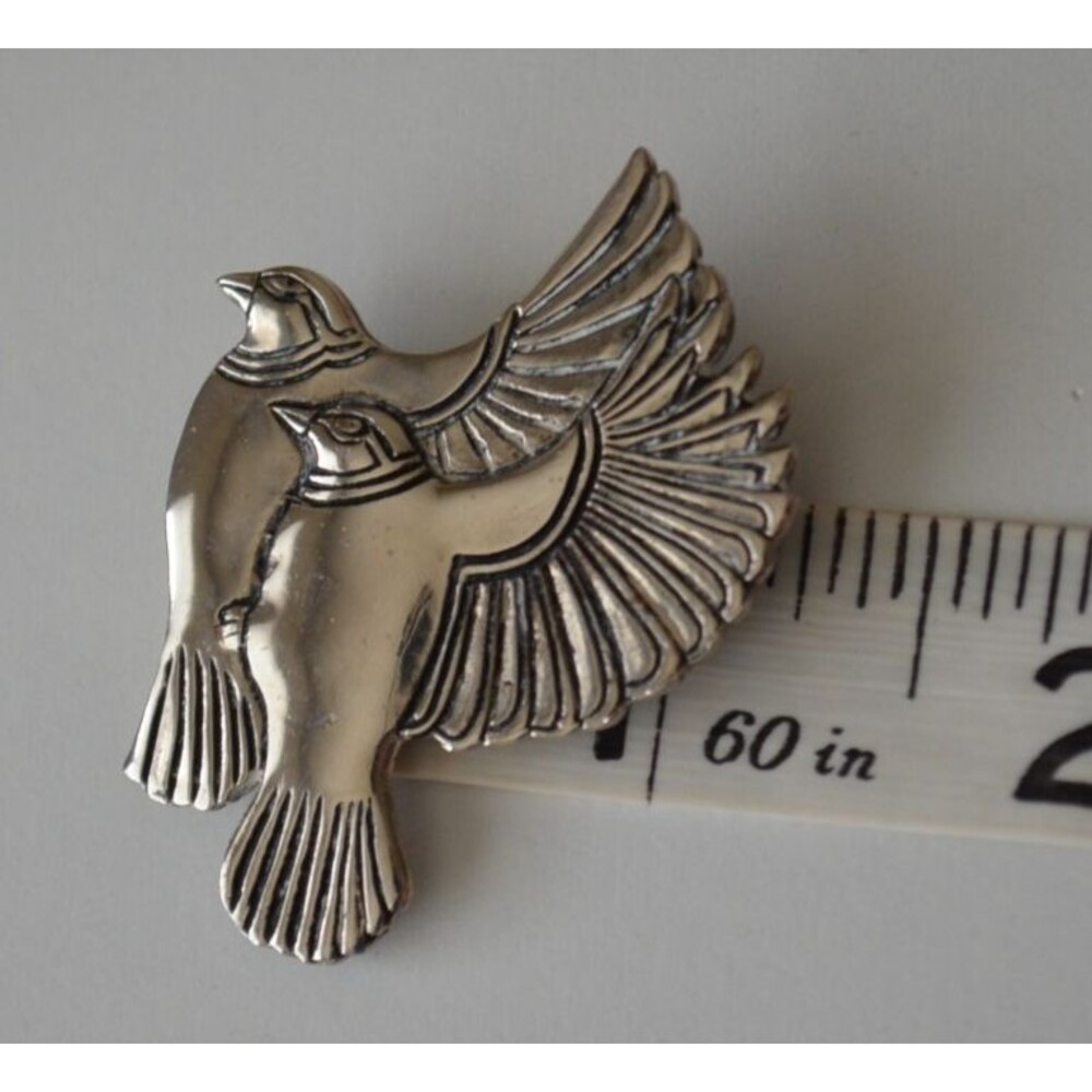 Vintage Laurel Burch Flying Doves Birds Brooch Pin Silver Tone C Clasp
